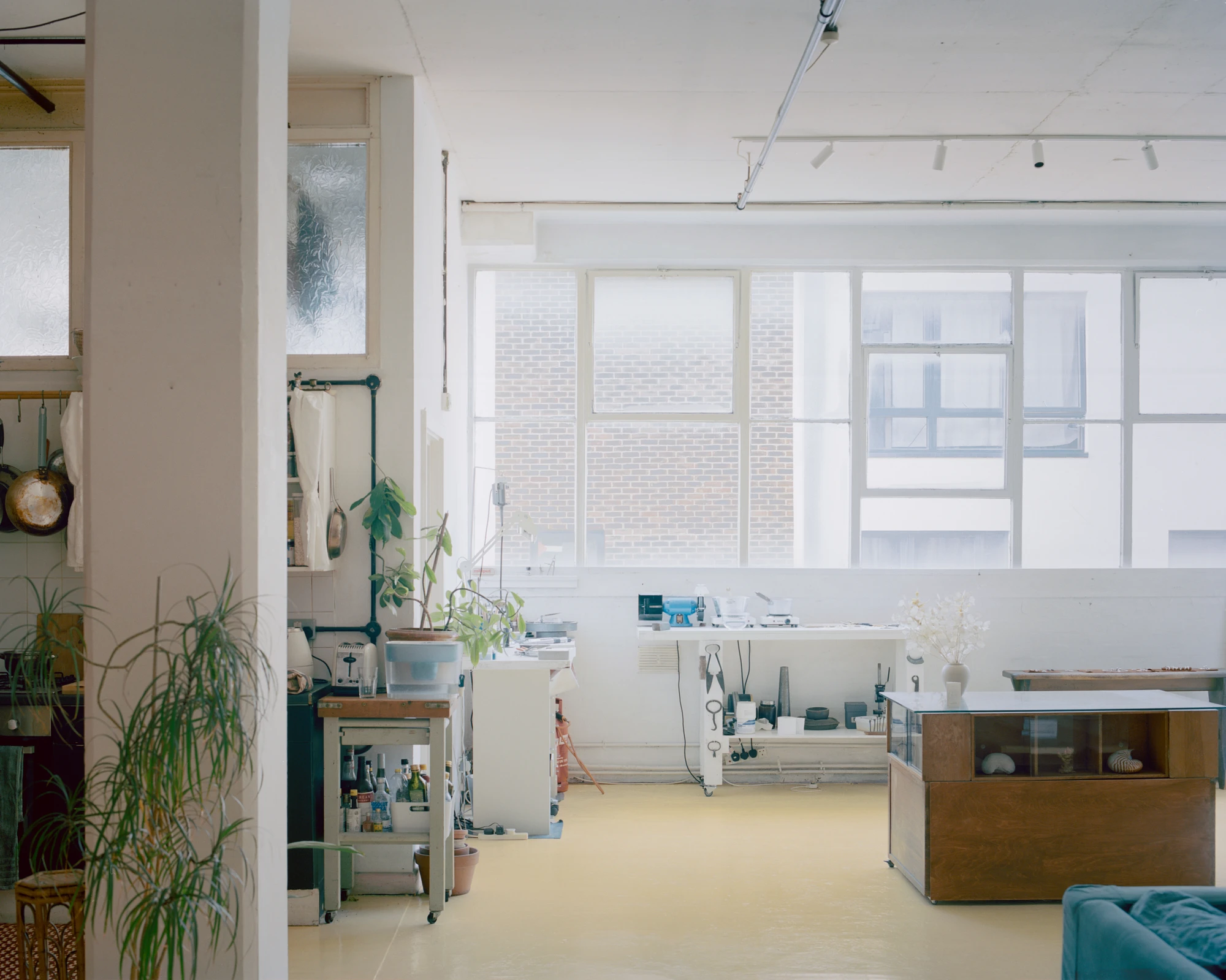 Unit 2F Hackney Wick Studio House by Mutter, London warehouse interior, jewellery studio, creative living space