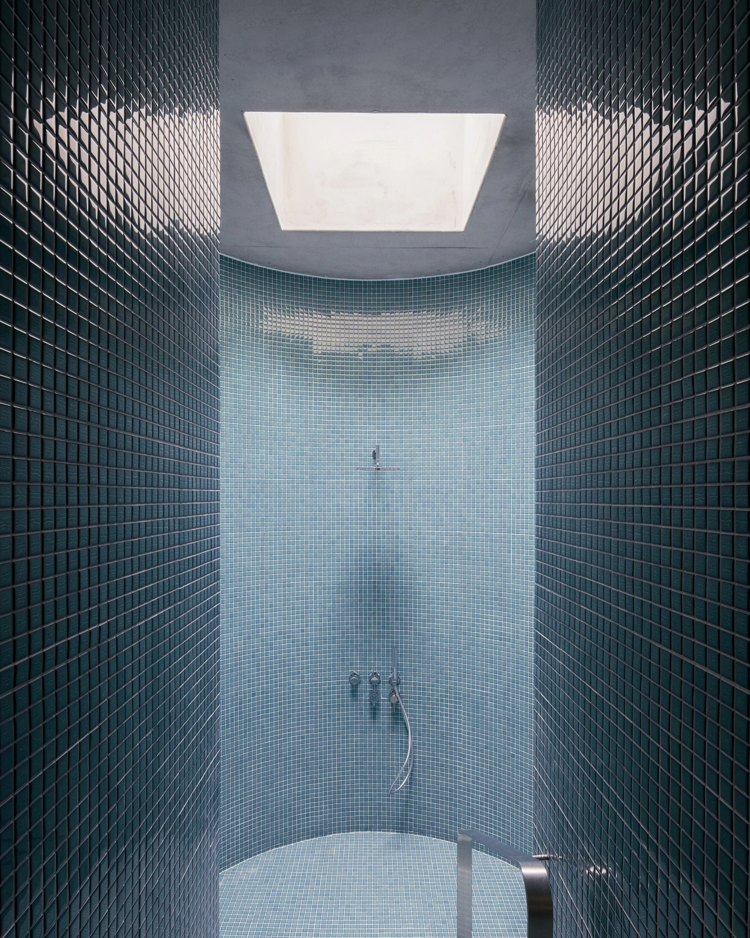 AT.MOS.PHERE work retreat by Agit Studio Architects with concrete and timber volumes, family house, architecture, South Korea