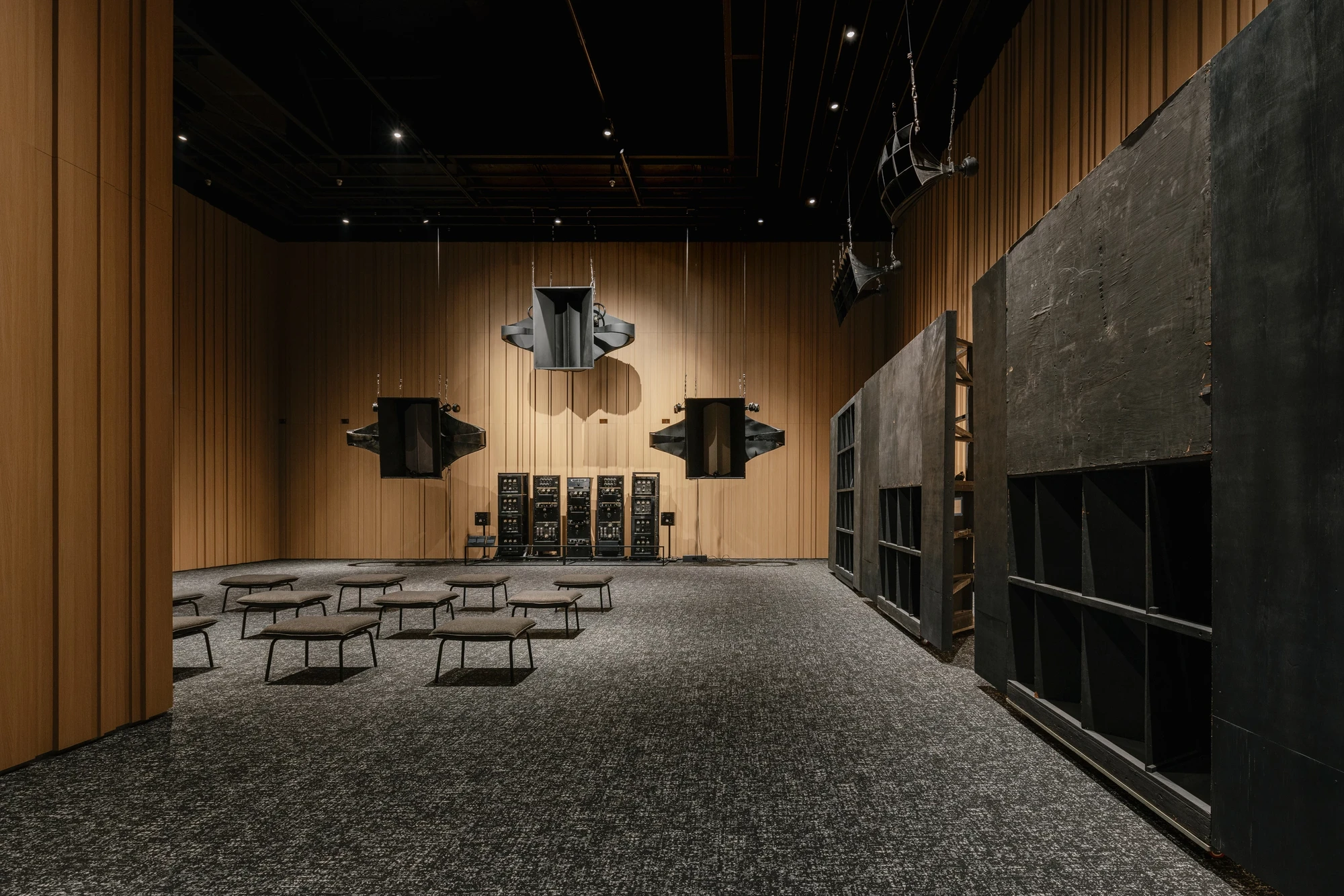 The Audeum audio museum by Kengo Kuma with aluminum louvers and wood interior, Seoul Guide