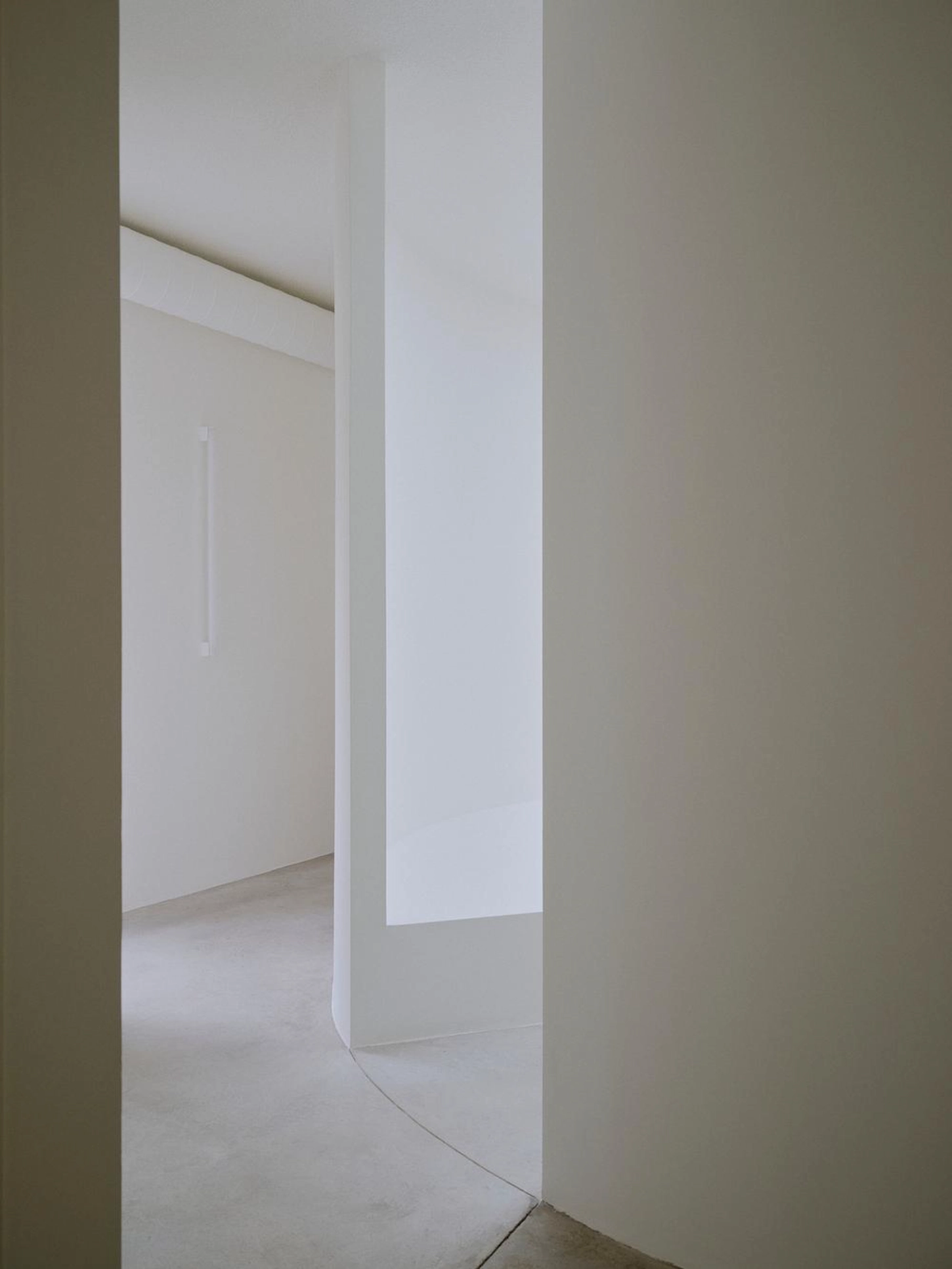 El Búnker by ABEZ Design Studio, transformation, renovation, spain, architecture, minimalism, interior design