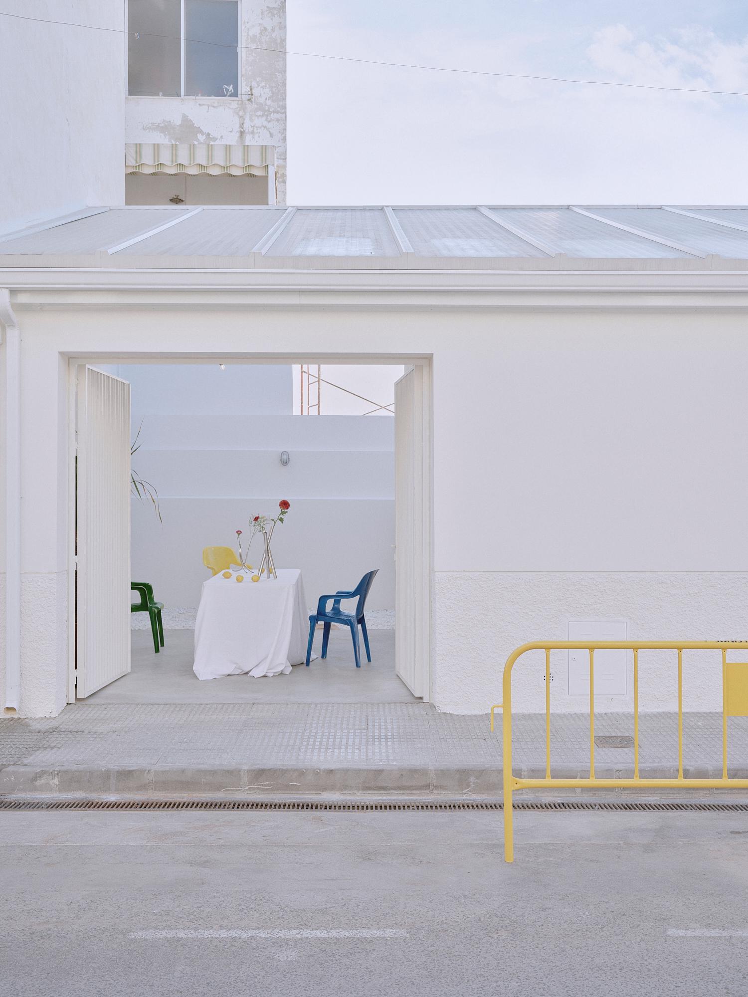 El Búnker by ABEZ Design Studio, transformation, renovation, spain, architecture, minimalism, interior design