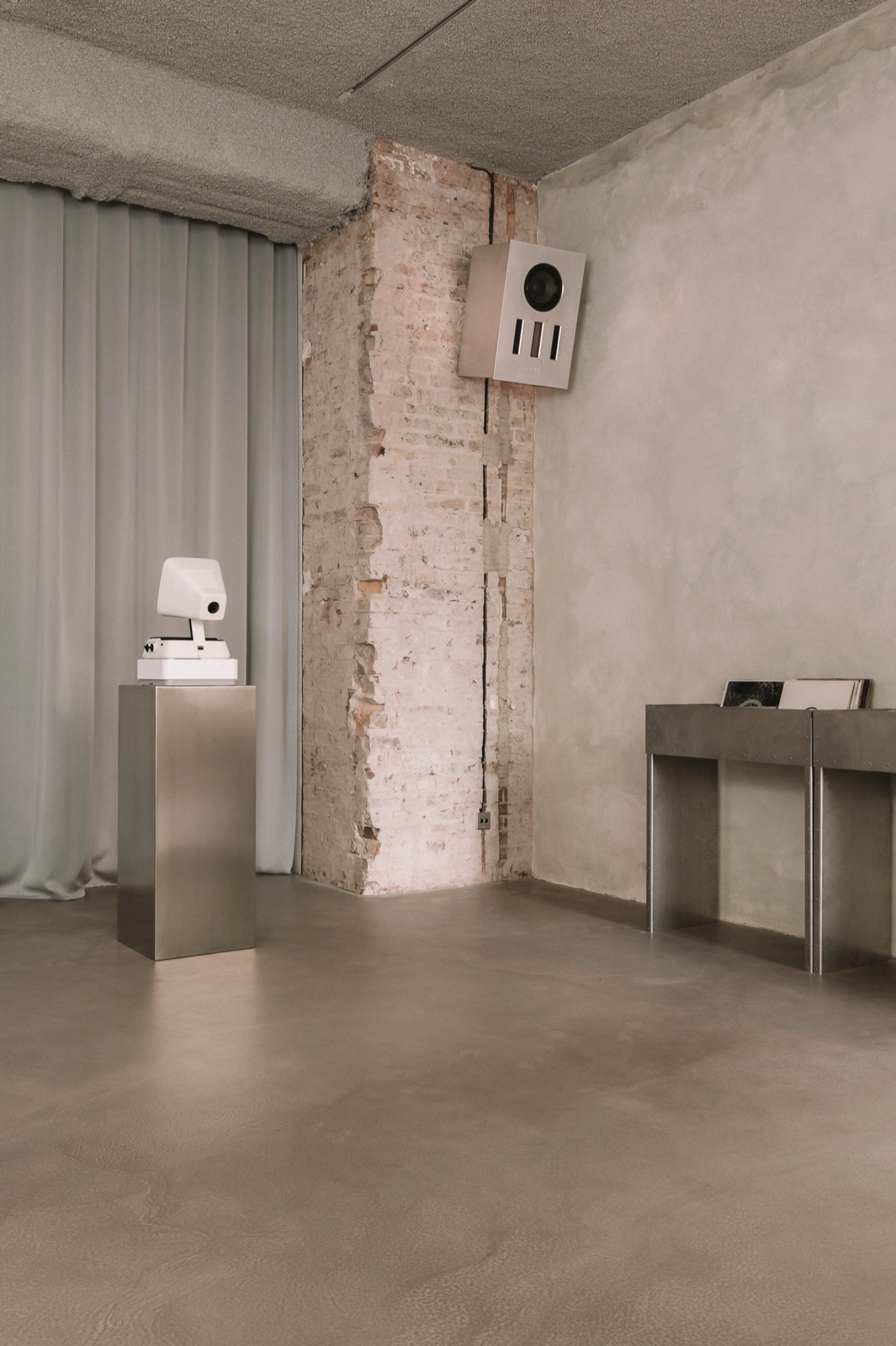 Torstraße 220 by YONT, berlin guide, music label, interior design