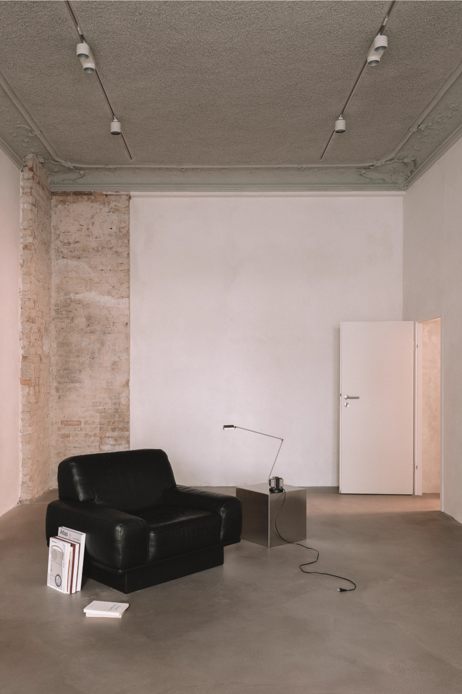 Torstraße 220 by YONT, berlin guide, music label, interior design