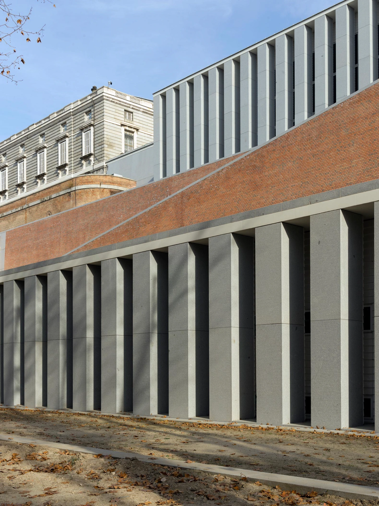 Royal Collections Museum in Madrid by Mansilla & Tuñon, architecture, museum, culture