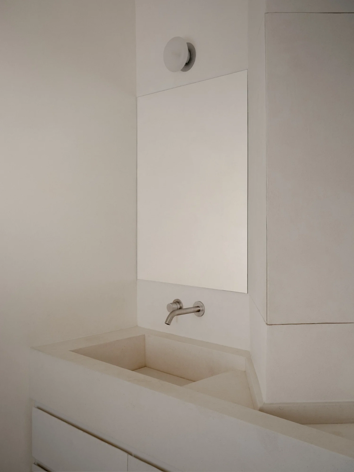 Rathnelly House by Studio VAARO reimagines an Edwardian Toronto home as fluid, tactile, and expansive