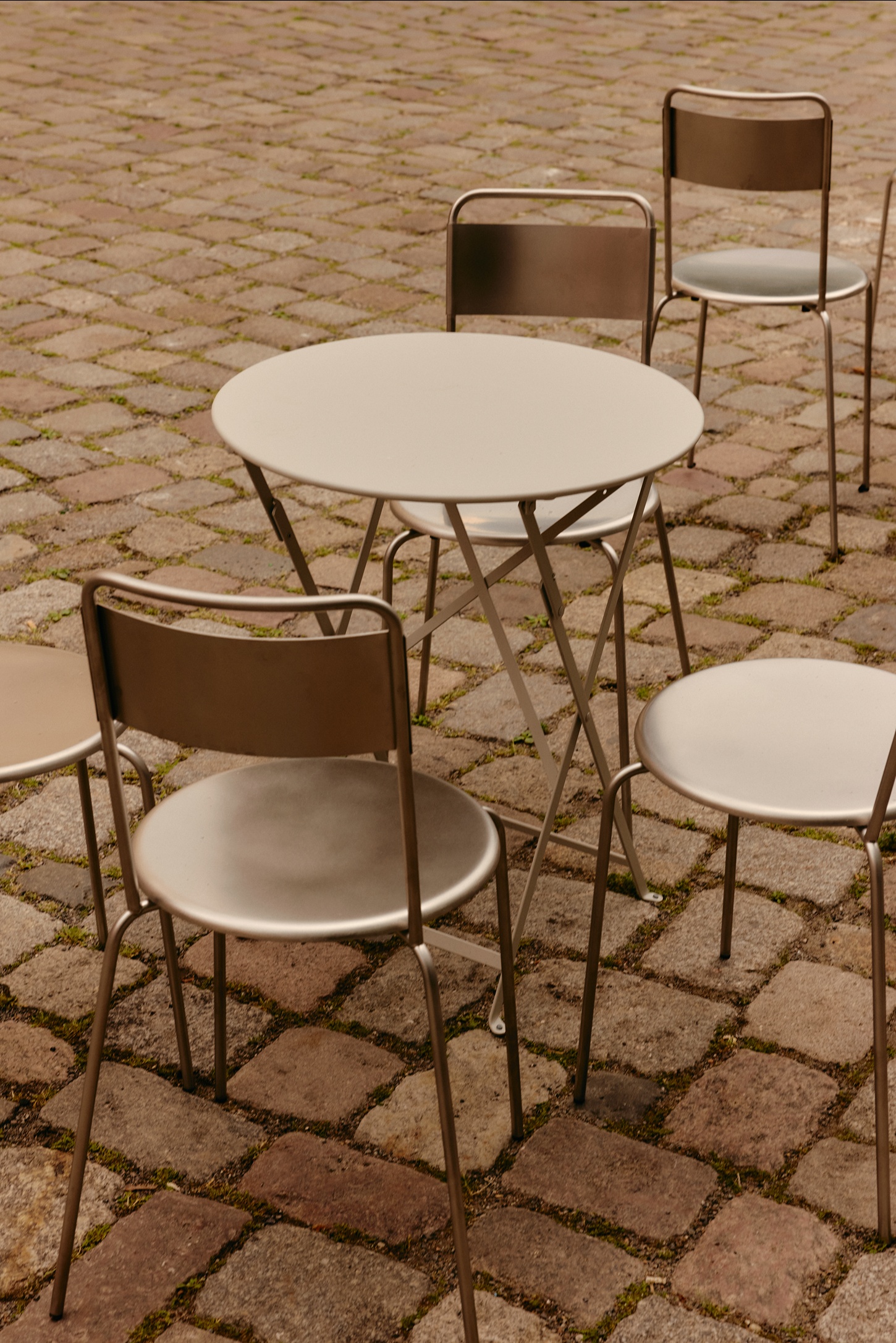 Acid Café opens its second outpost in Berlin, with a quietly refined interior by Studio Plantea