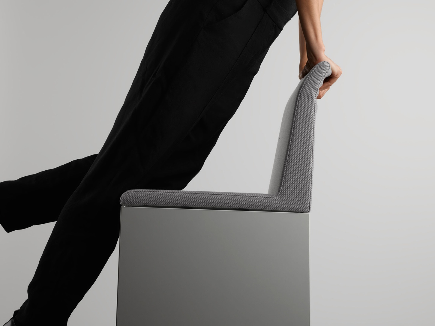 OHH Collection by Gumpo: Soft forms and clean lines meet quiet versatility in modular seating multifunctional design furniture