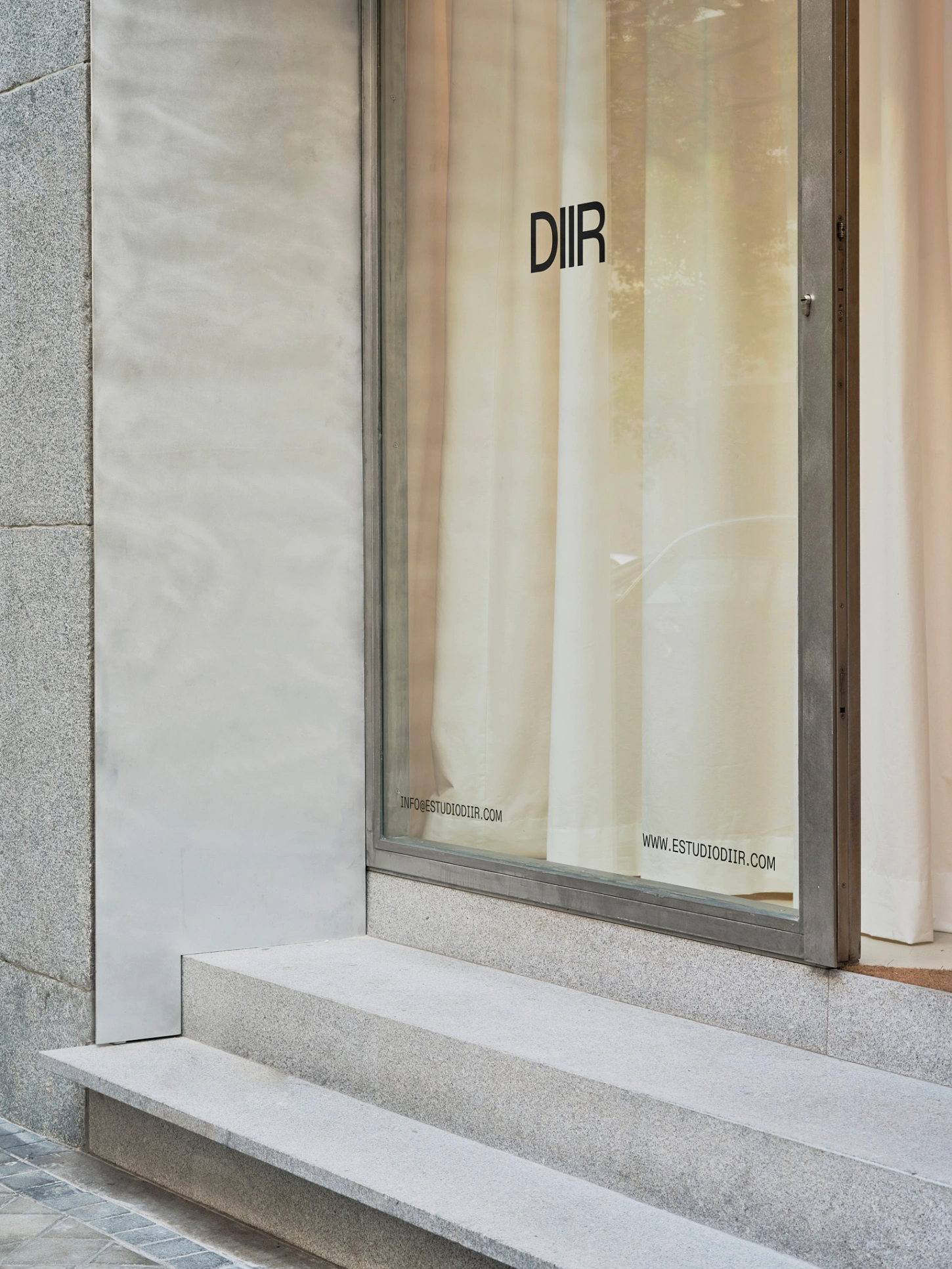 Espacio DIIR by DIIR interior design architectural office