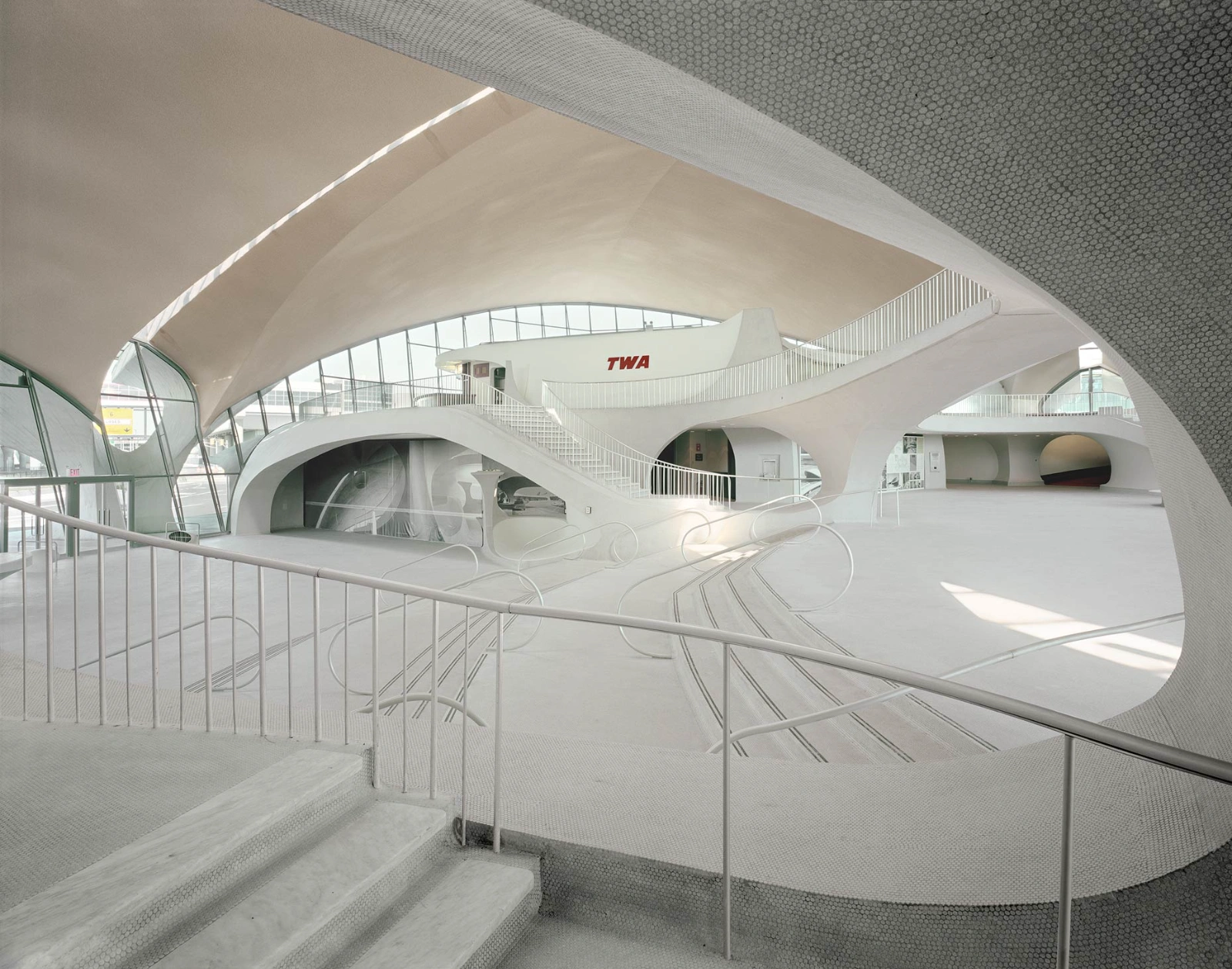 TWA Hotel by Eero Saarinen, architecture, interiors, hotel, concrete