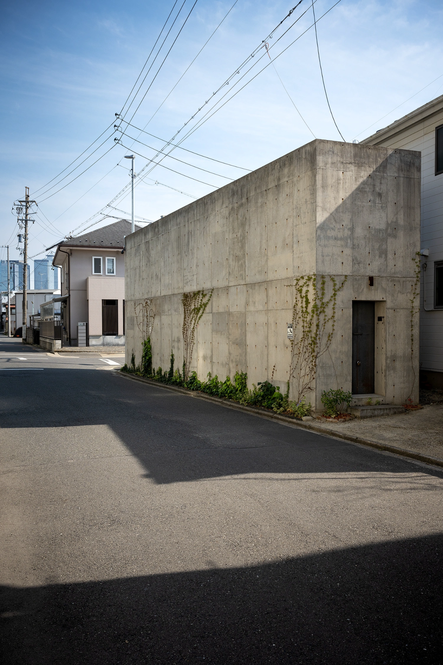 Sako House by Tomoaki Uno Architects, concrete, architecture, minimalism, interiors, japan