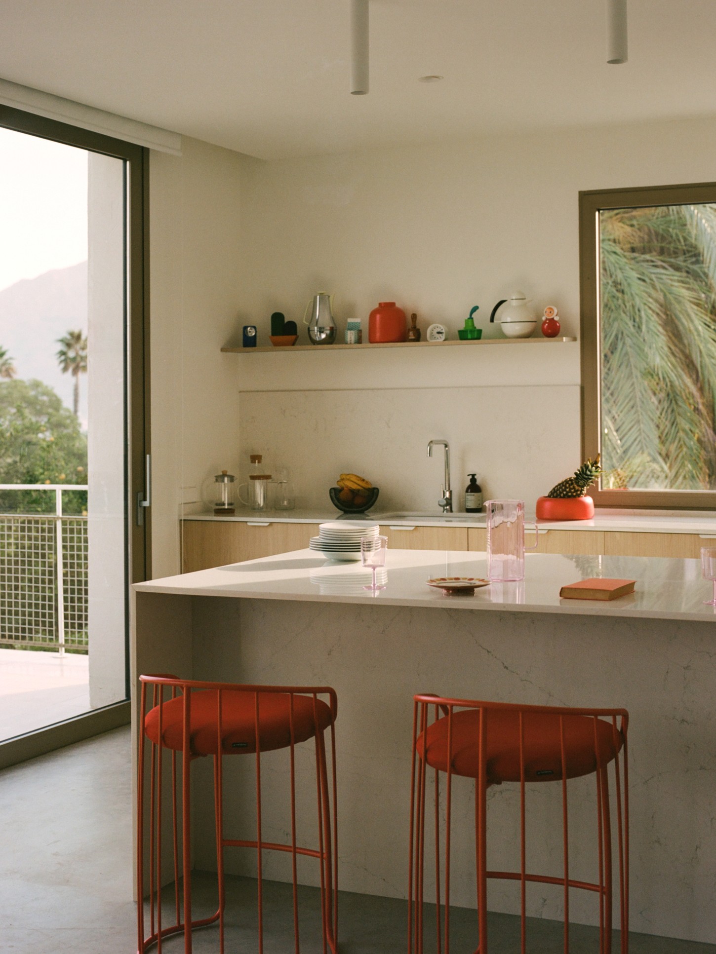 House upon House by ABEZ Casa Design Interior Plants Minimalist Mediterranean Architecture