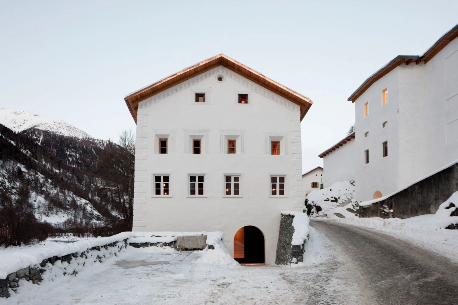 Muzeum Susch, architecture, art, museum, stone, artspace