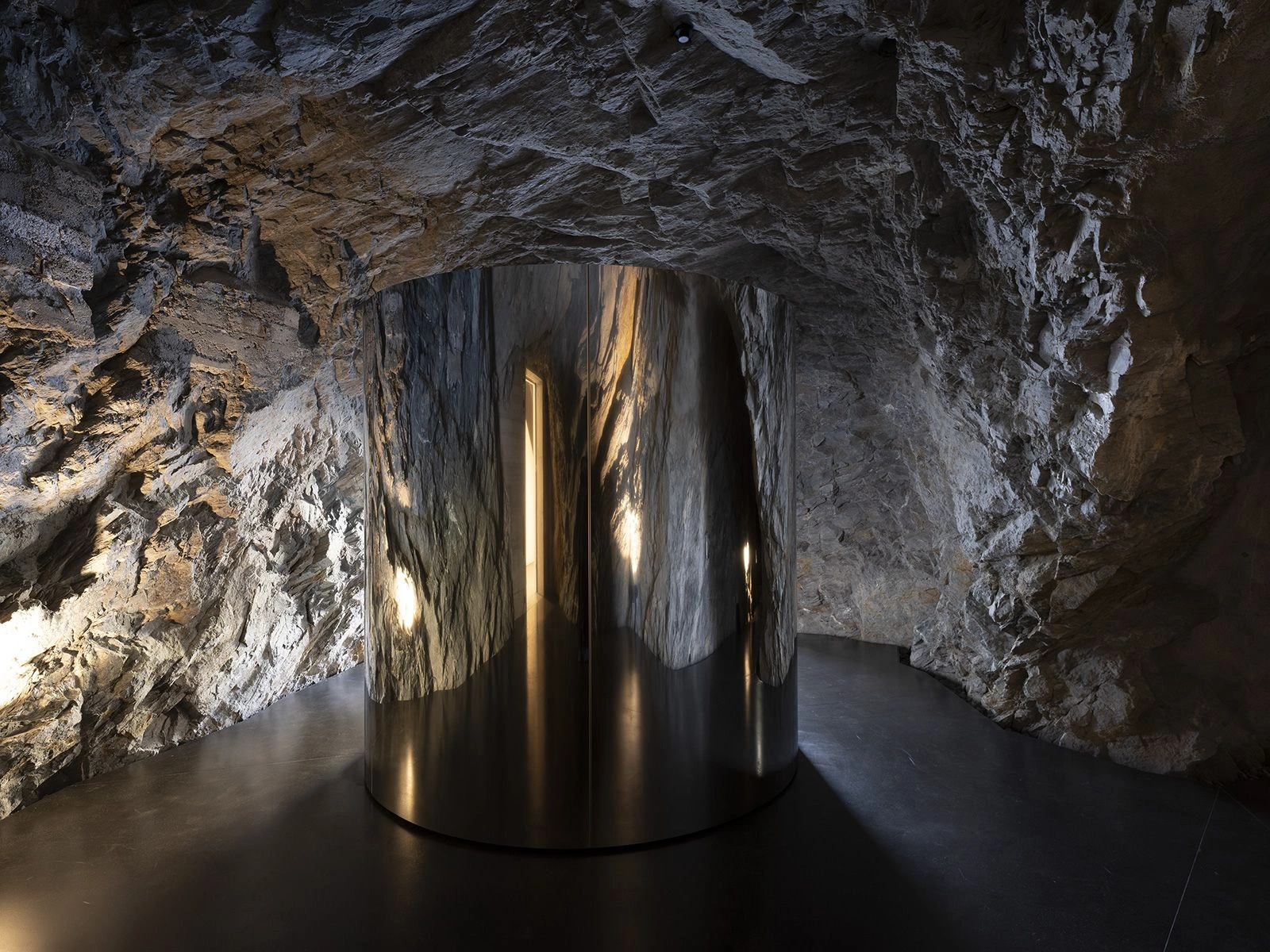 Muzeum Susch, architecture, art, museum, stone, artspace