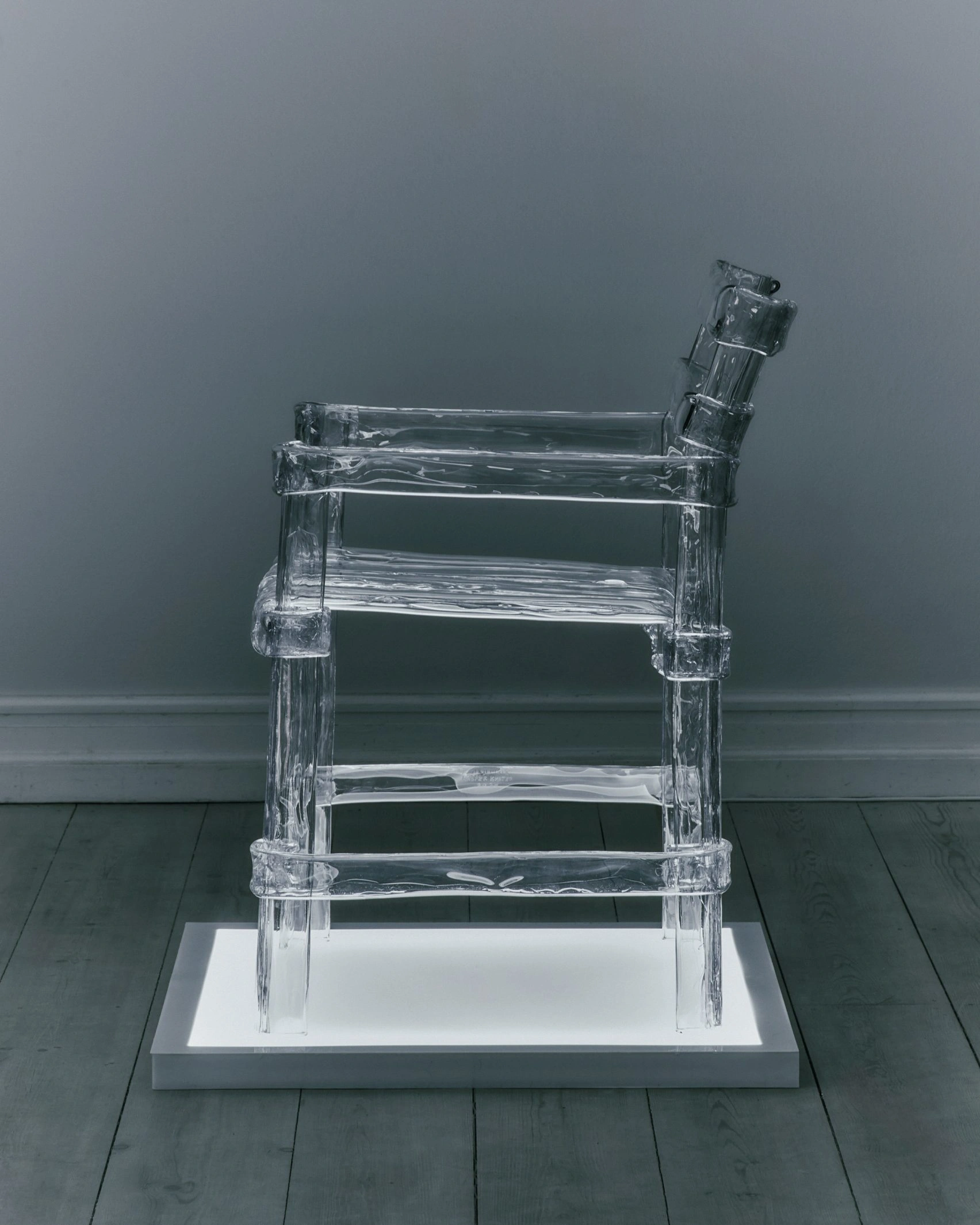 Crafting Plastic by Kasper Kyster, design, minimalism, plastic, exhibition, furniture