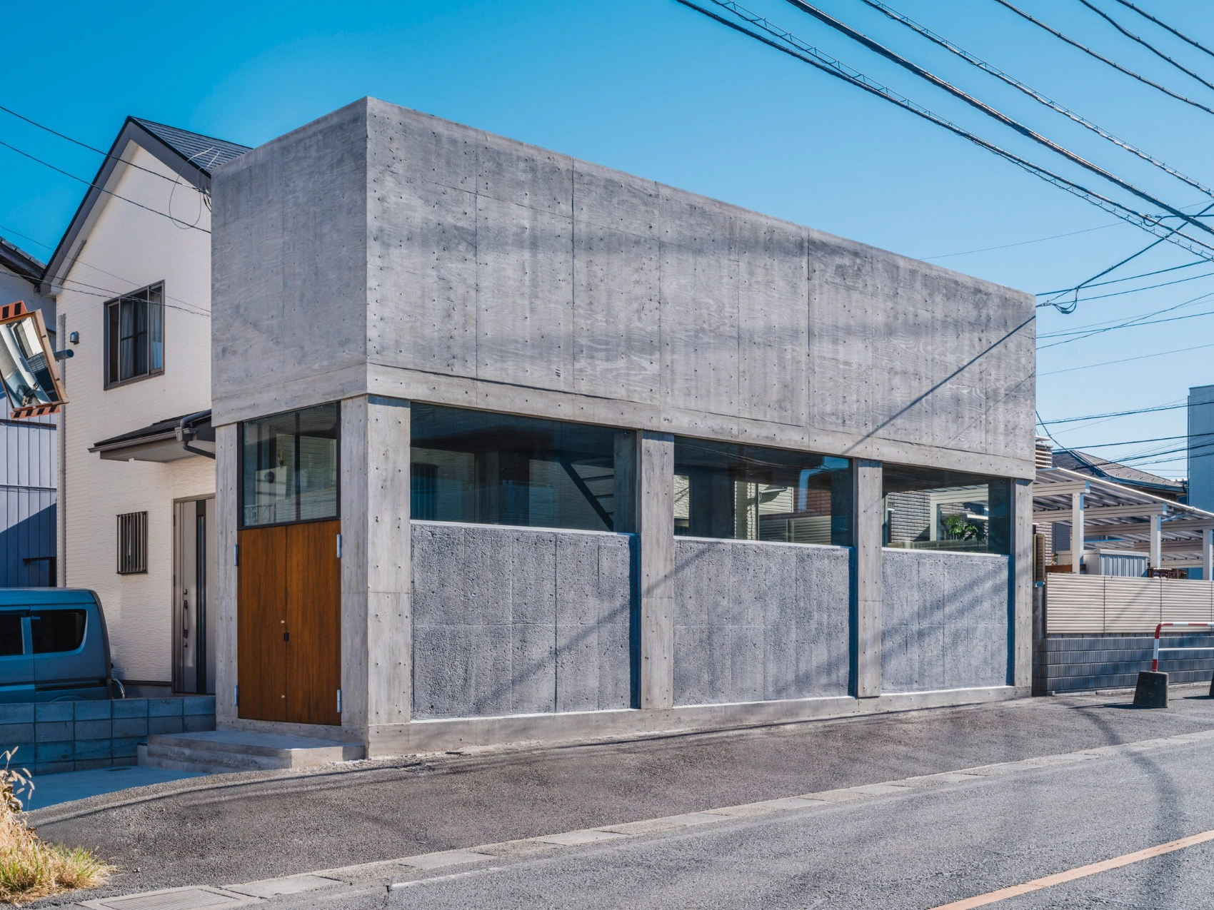 2700 House by IGArchitects, architecture, familyhouse, minimalism, concrete, wood