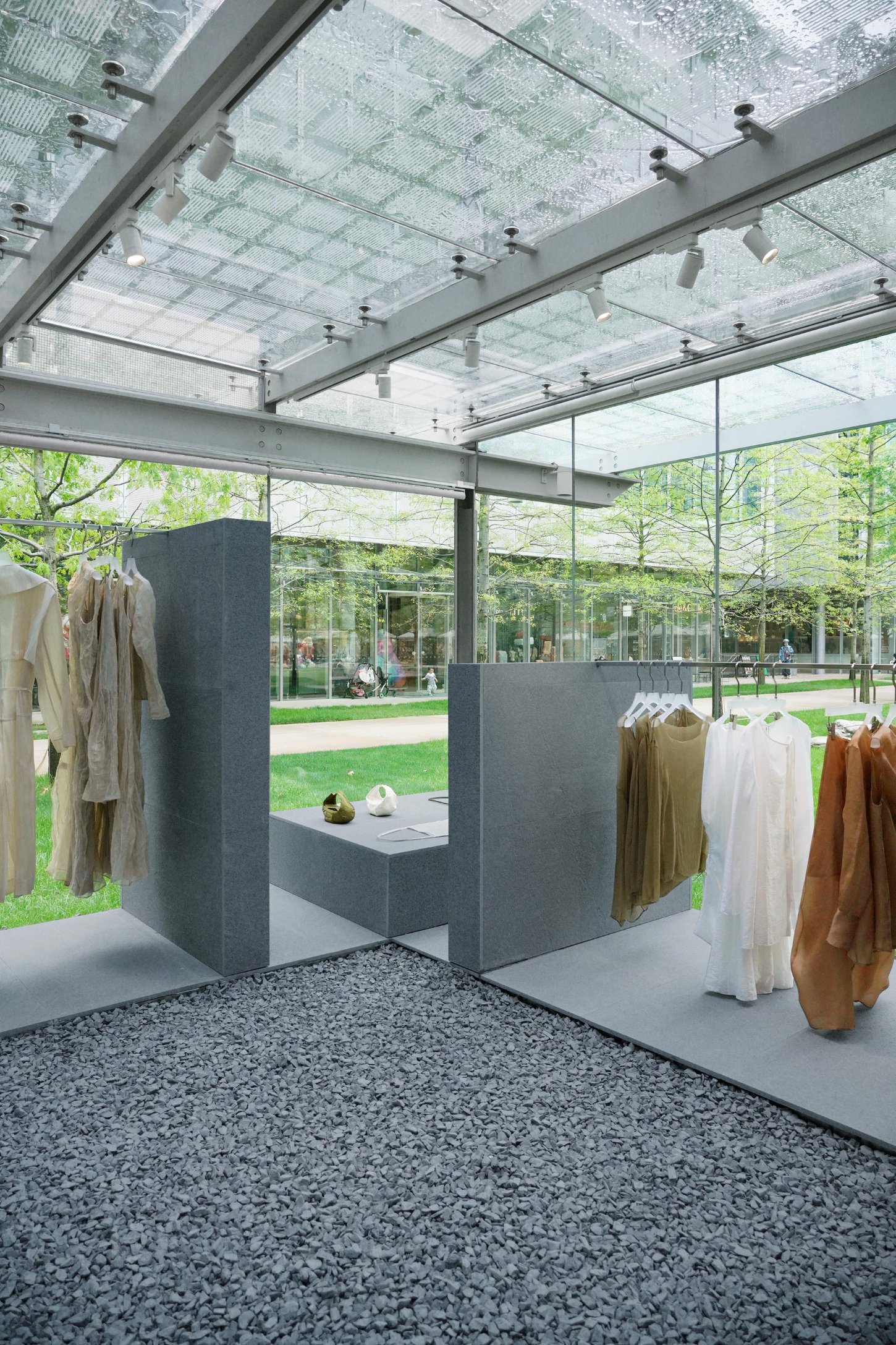 RUOHAN’s store by Studio Profile, fashion, retail, interiors, minimalism