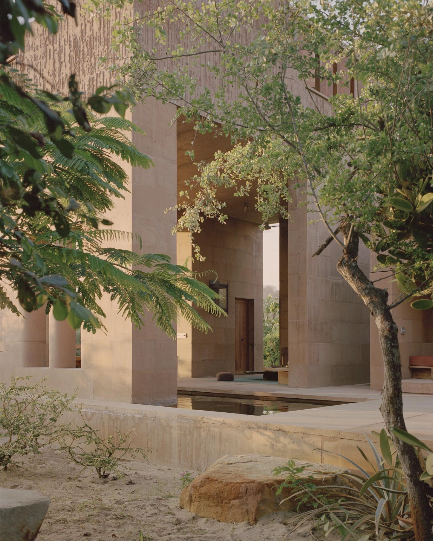 Casa Monte by Carlos Matos, villa, architecture, minimalism, interiors