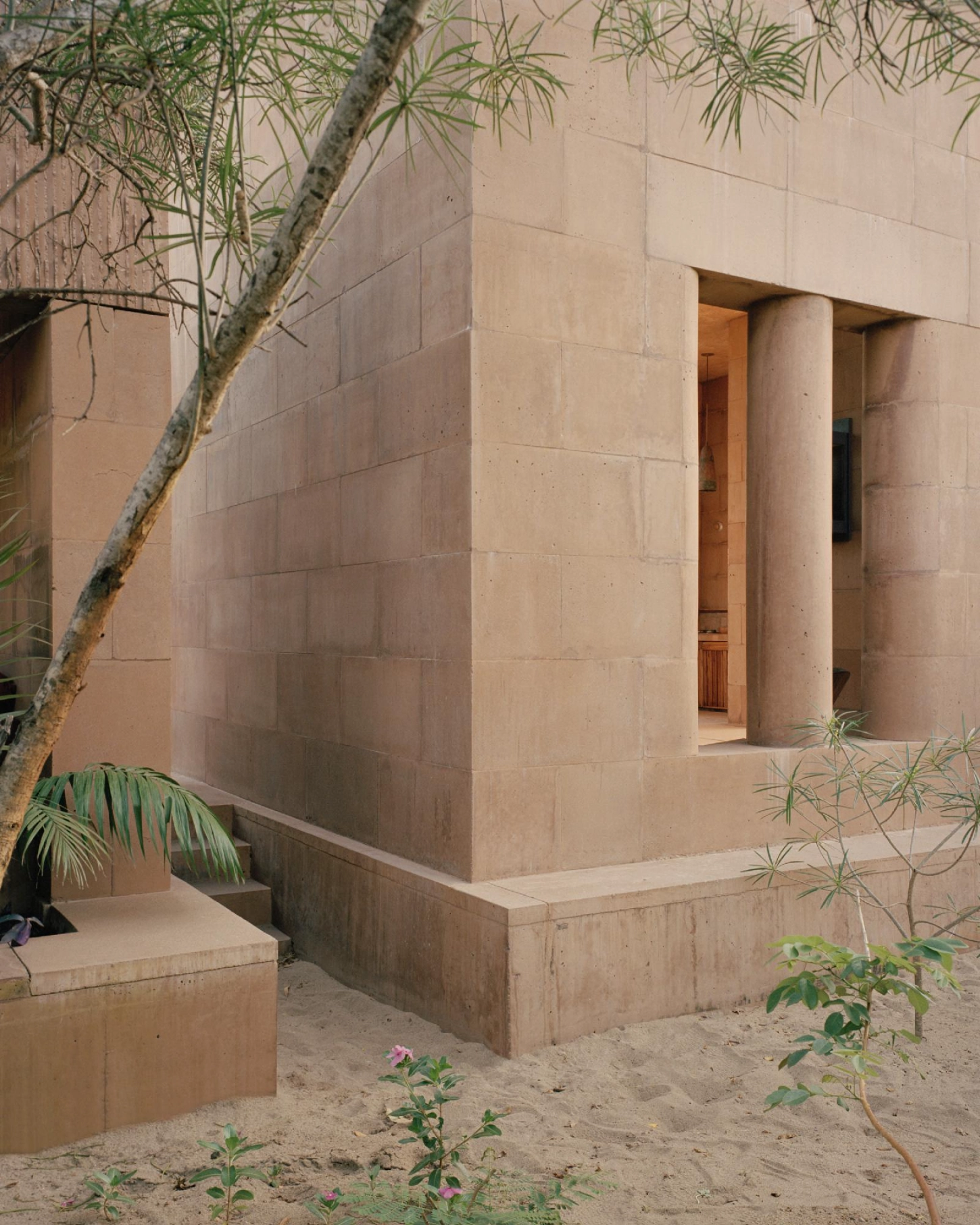 Casa Monte by Carlos Matos, villa, architecture, minimalism, interiors