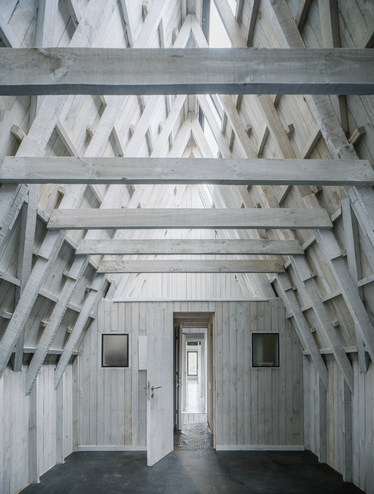 Aladino House by Iván Bravo Arquitectos, architecture, holiday-house, minimalism, wood, nature