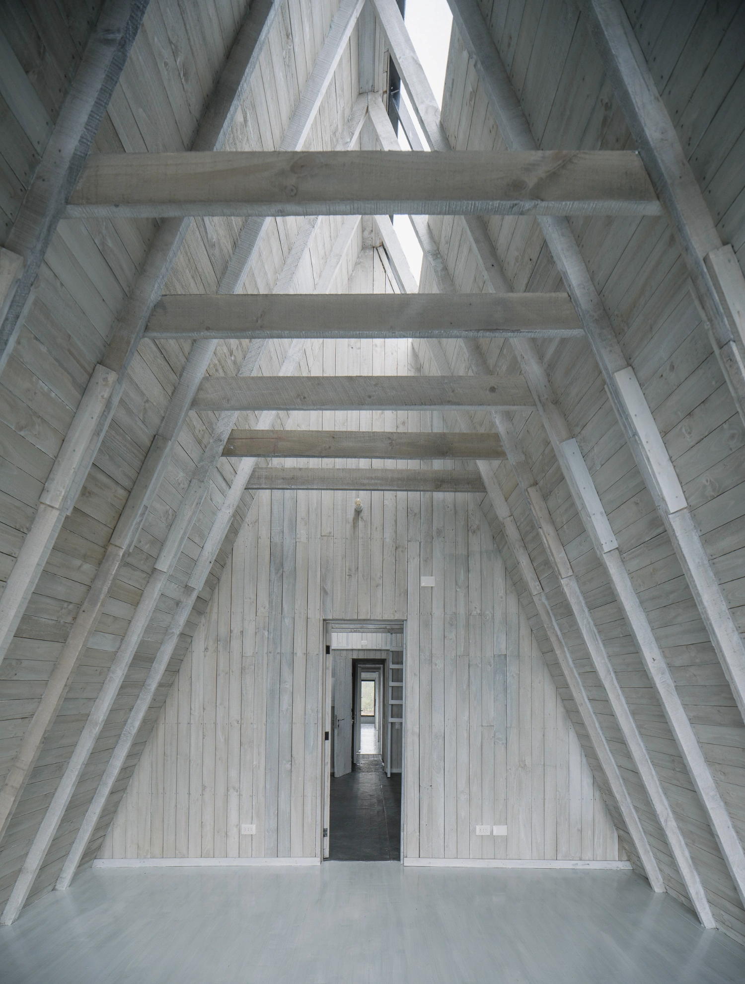 Aladino House by Iván Bravo Arquitectos, architecture, holiday-house, minimalism, wood, nature