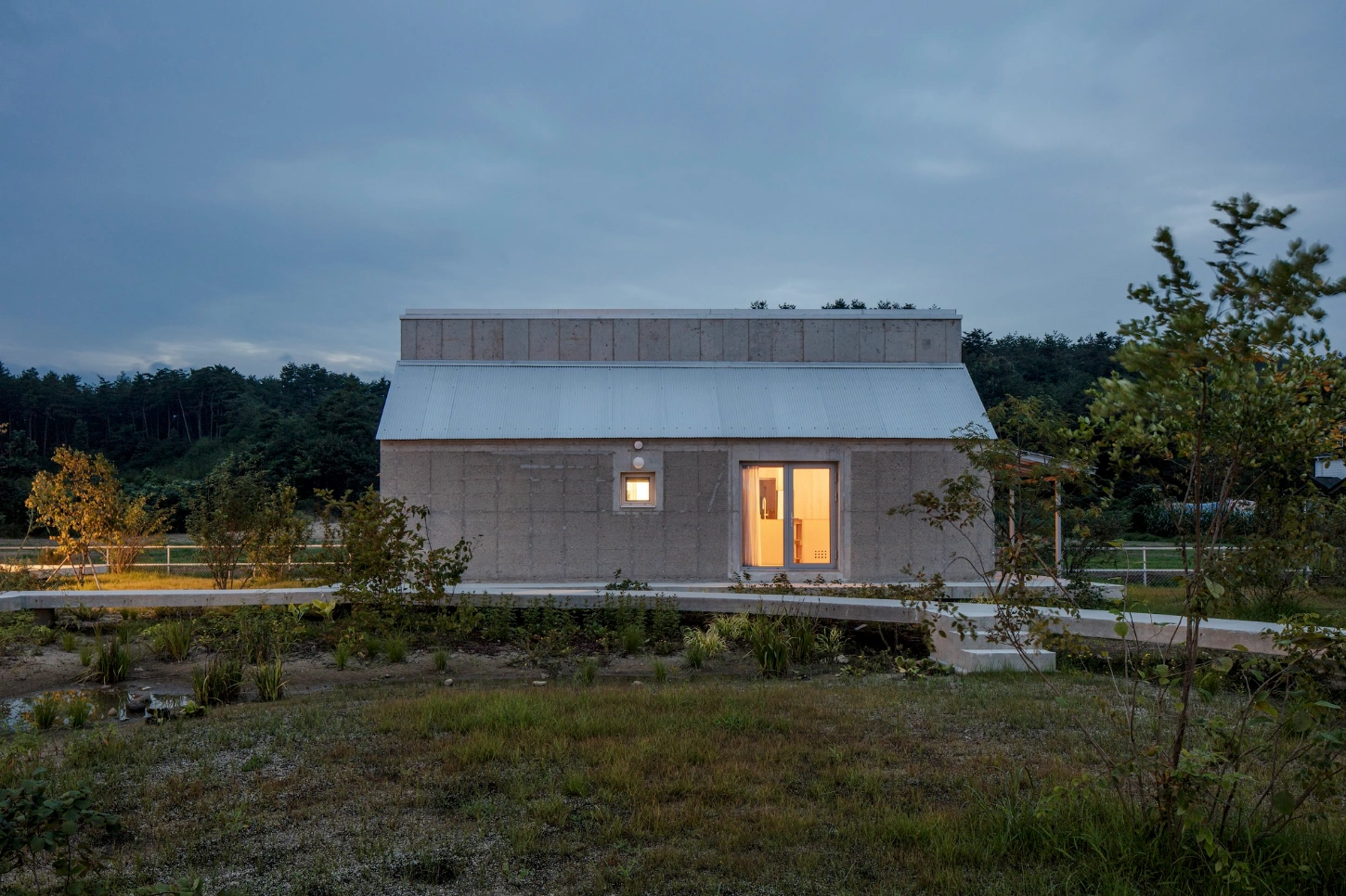 Hoji Hangneung by aoa architects, hotel, architecture, rural, minimalism