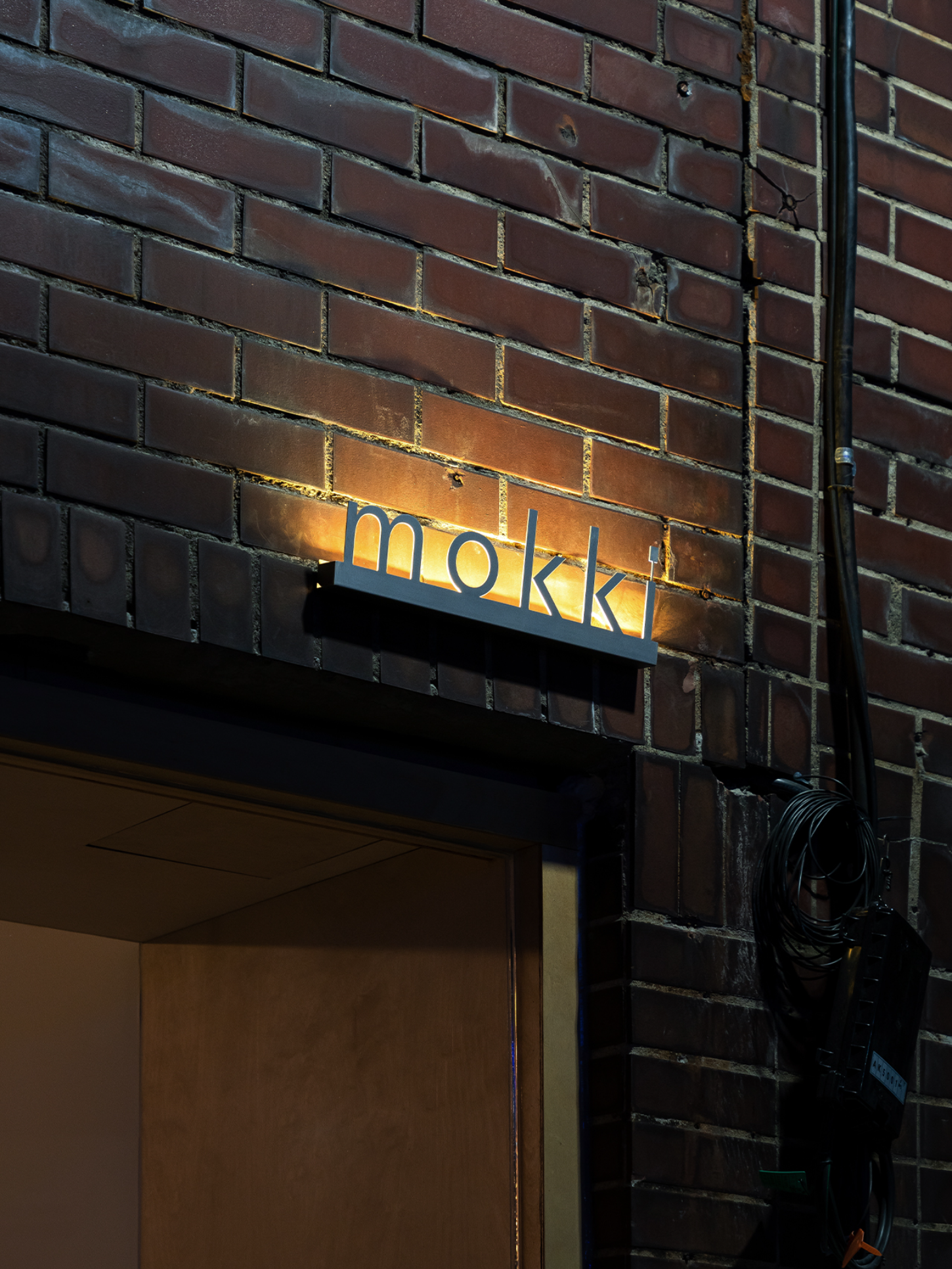 Mokki by GGJH, cafe, minimalism, steel, brick, renovation