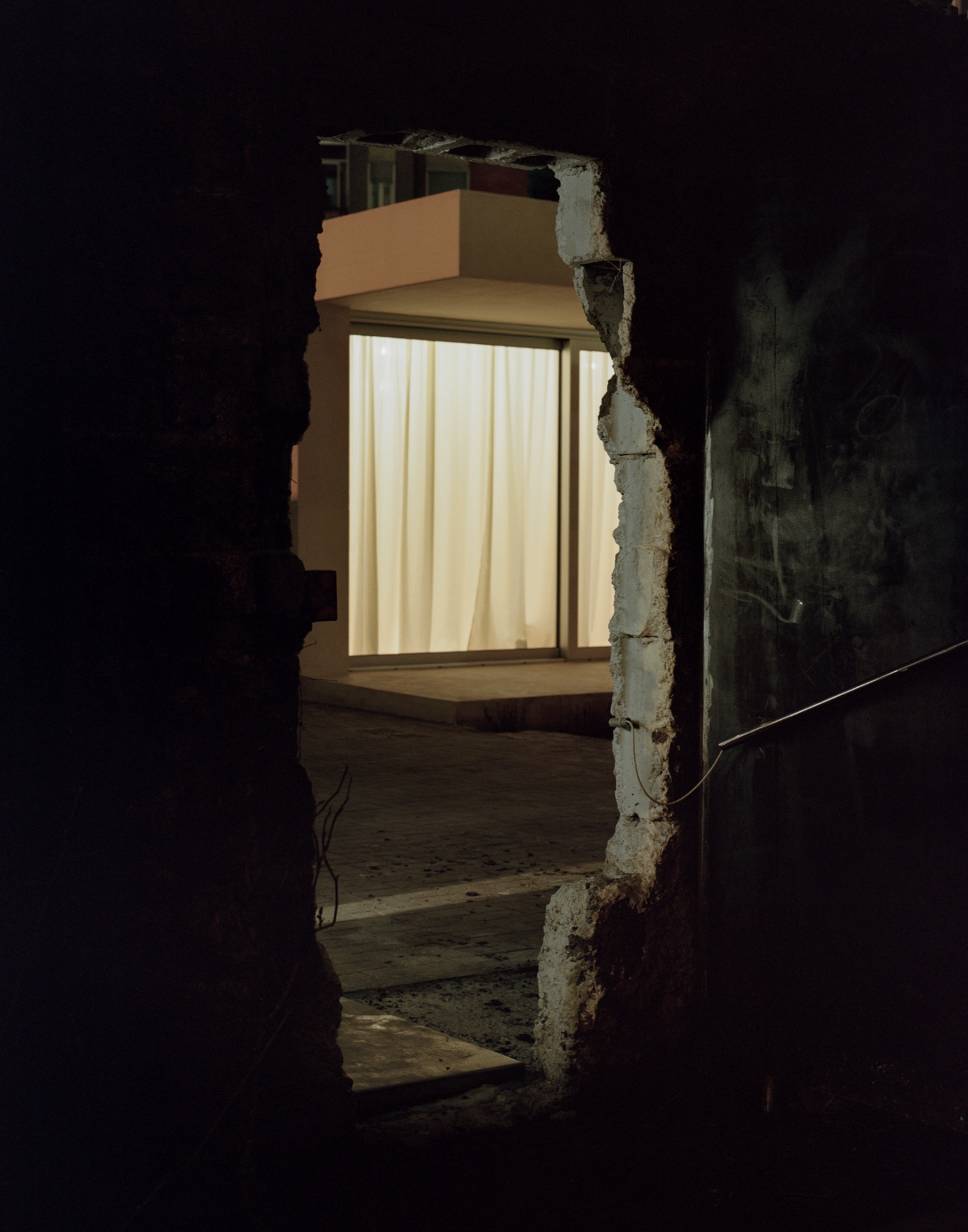 Villa Clea by Matteo Corbellini, clay, interiors, minimalism, aluminium, steel