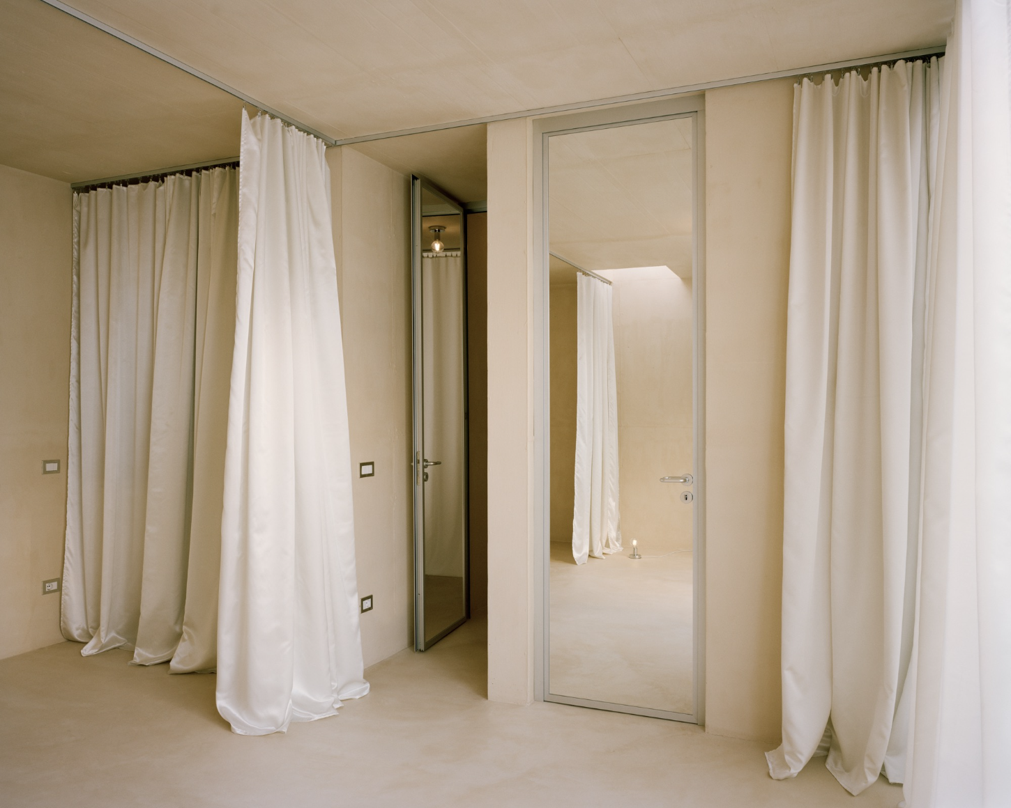 Villa Clea by Matteo Corbellini, clay, interiors, minimalism, aluminium, steel