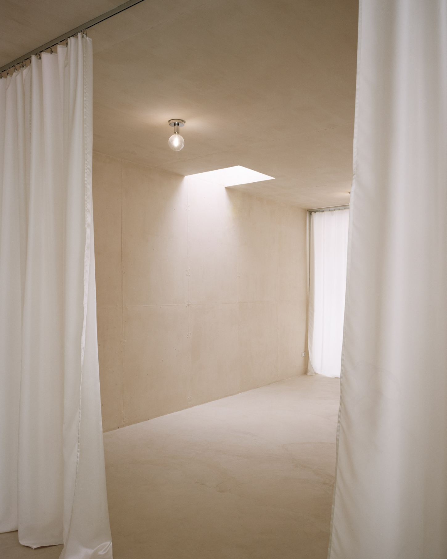 Villa Clea by Matteo Corbellini, clay, interiors, minimalism, aluminium, steel