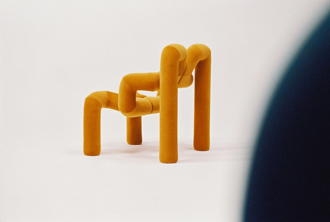 Ekstrem by Varier, chair, organic, colors, abstract