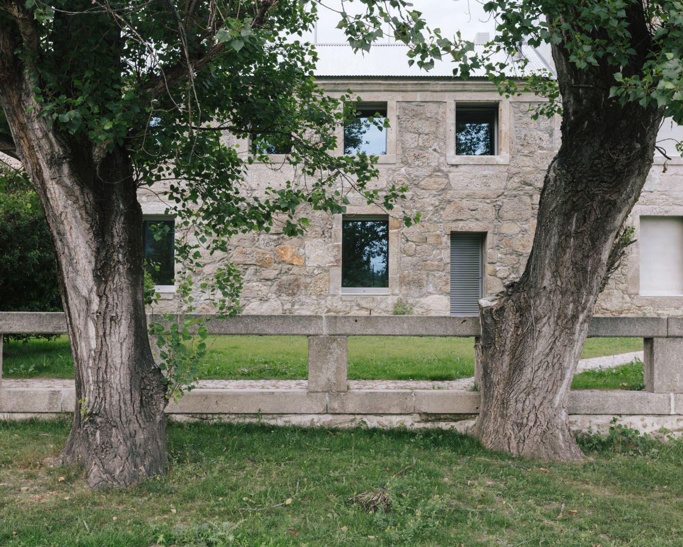 Quinta do Mitra by Brandão Costa Arquitectos, architecture, public, renovation, stone, wood