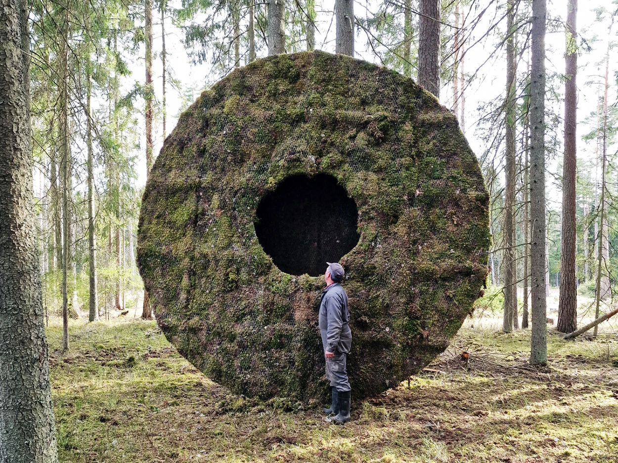 Moss Hut by Ulf Mejergren Architects (UMA), organic, architecture, nature, sweden