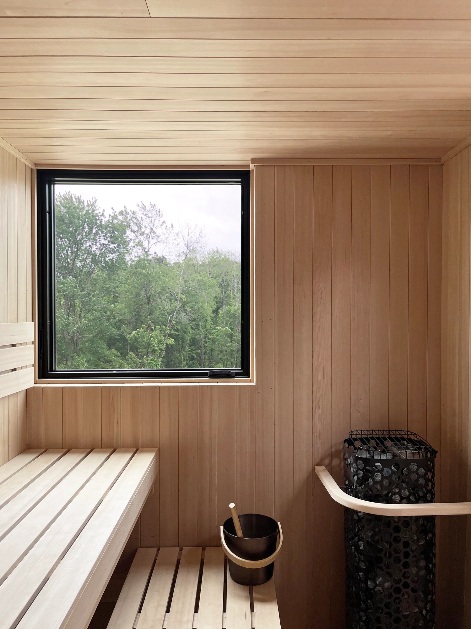 Spa Shed by Worrell Yeung, architecture, minimalism, wellness, grey, wood