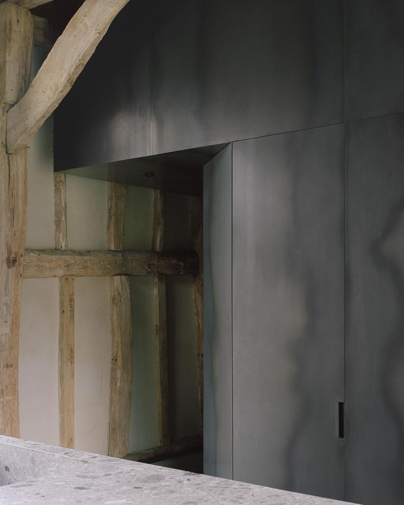 Hunts Green Barn by McLaren Excell, familyhouse, farmhouse, interiors, architecture