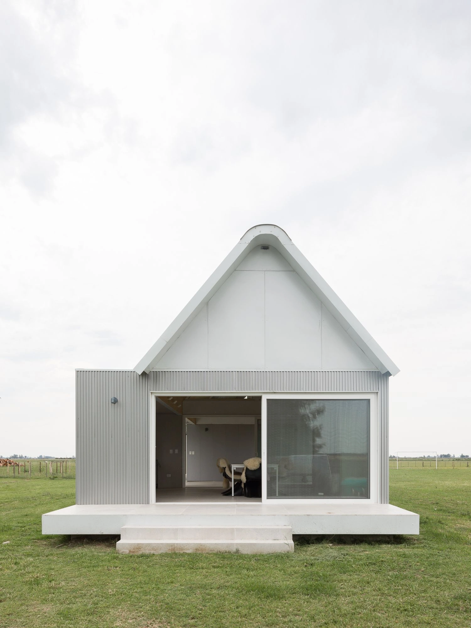 La Escocesa House by DUB Arquitectura, minimalism, familyhouse, architecture, aluminium, wood