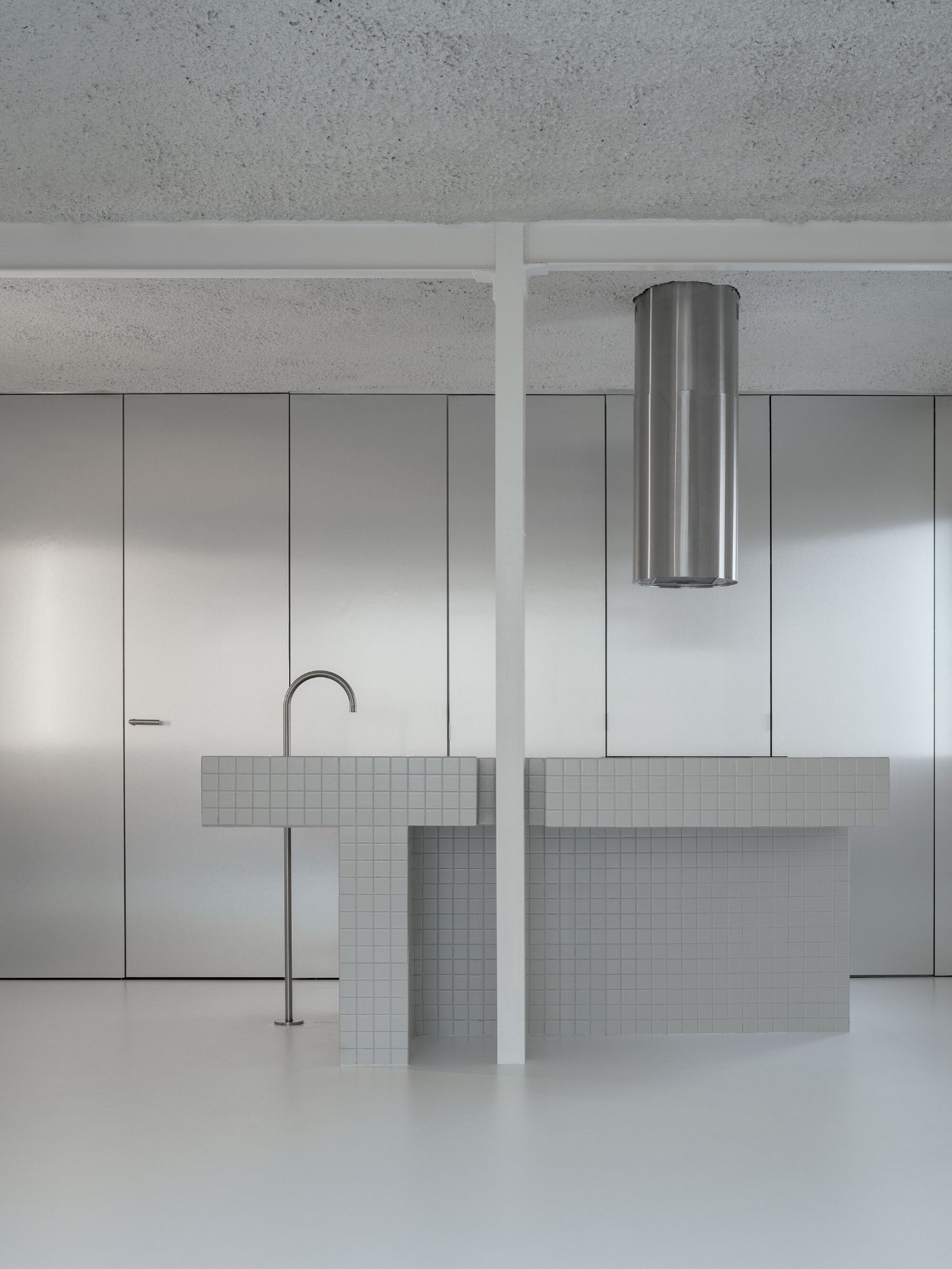 Rio House by HANGHAR, minimalism, interiors, white, colors