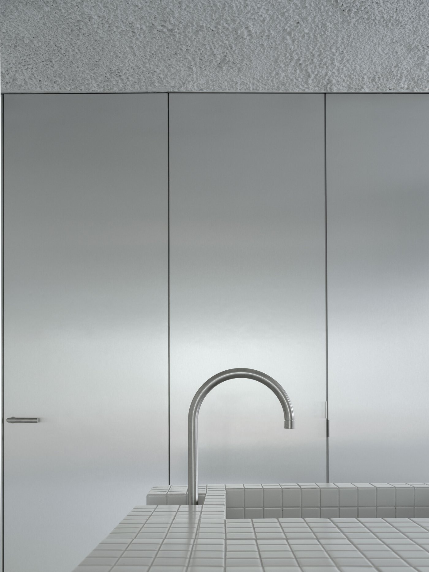 Rio House by HANGHAR, minimalism, interiors, white, colors