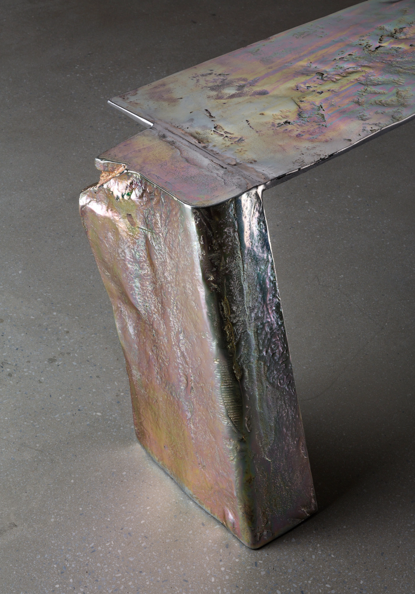 ‘Éternel’ by Vincenzo De Cotiis, art, aluminium, artspace, craft, interiors