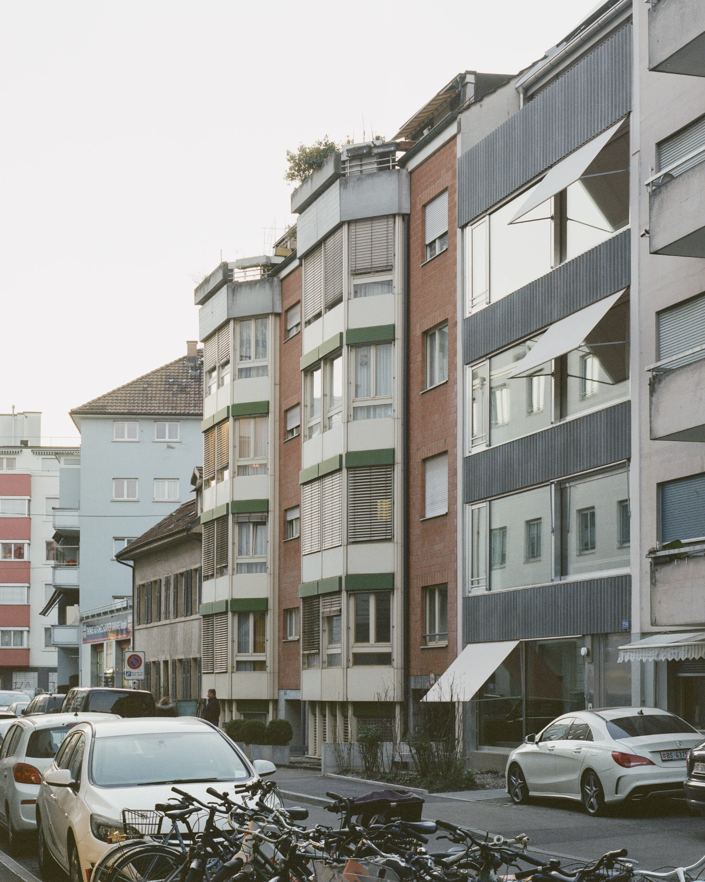 Blaesi by Wallimann Reichen, architecture, interiors, apartment, minimalism, concrete