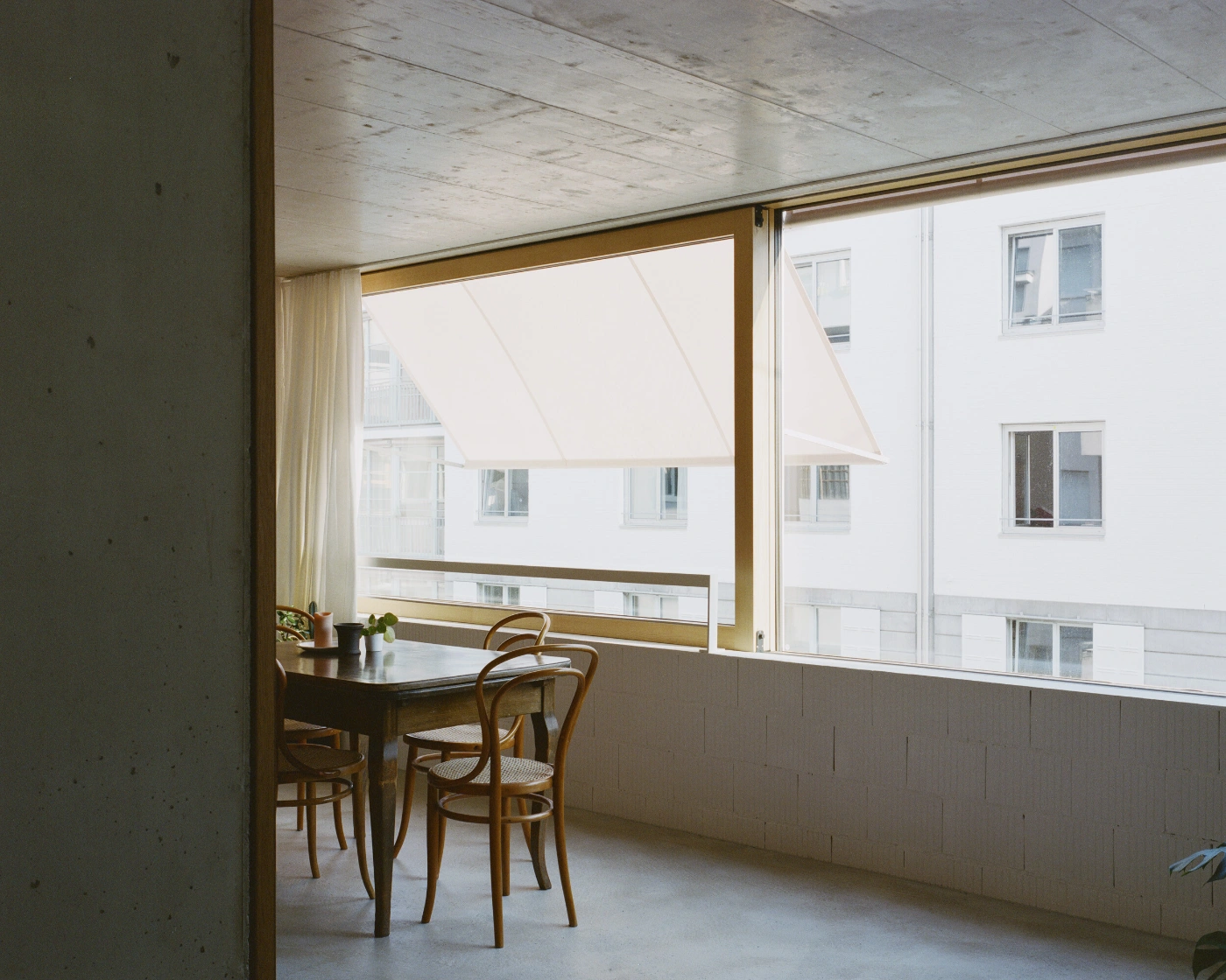 Blaesi by Wallimann Reichen, architecture, interiors, apartment, minimalism, concrete