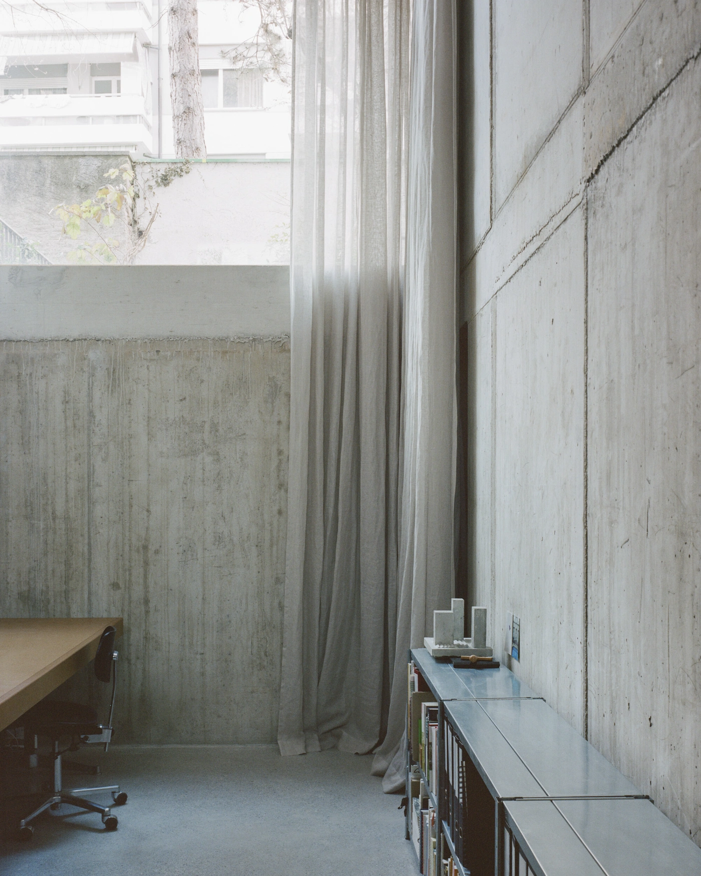 Blaesi by Wallimann Reichen, architecture, interiors, apartment, minimalism, concrete