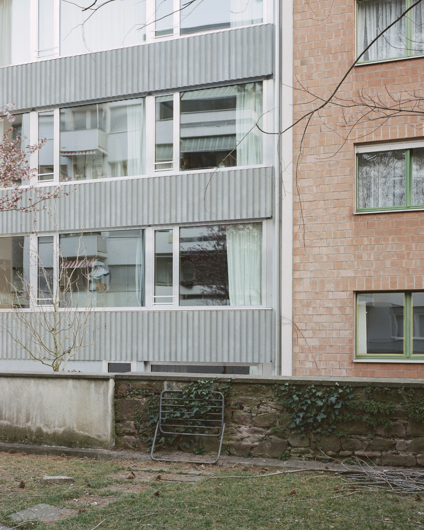 Blaesi by Wallimann Reichen, architecture, interiors, apartment, minimalism, concrete