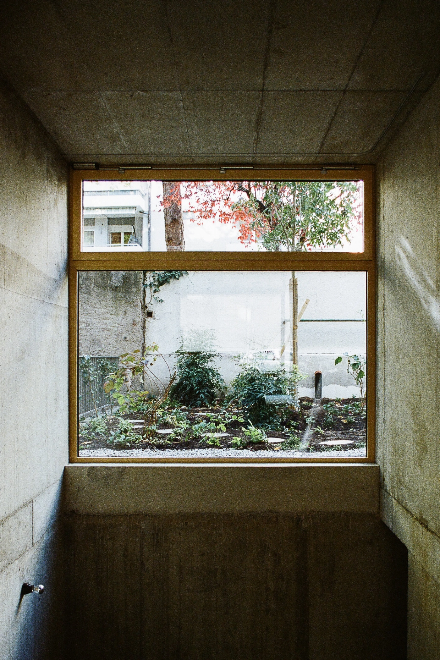 Blaesi by Wallimann Reichen, architecture, interiors, apartment, minimalism, concrete