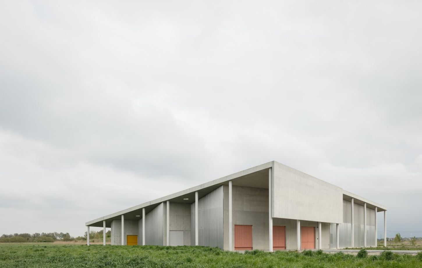 Crematorium by Office KGDVS, crematorium, concrete, interiors, minimalism, architecture