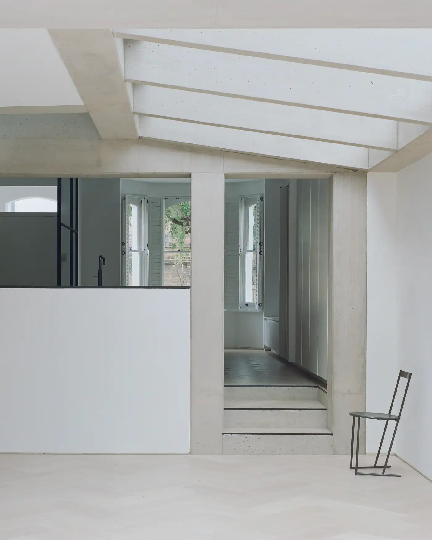 Framework House by Studio McW, concrete, extension, familyhouse, wood, minimalism