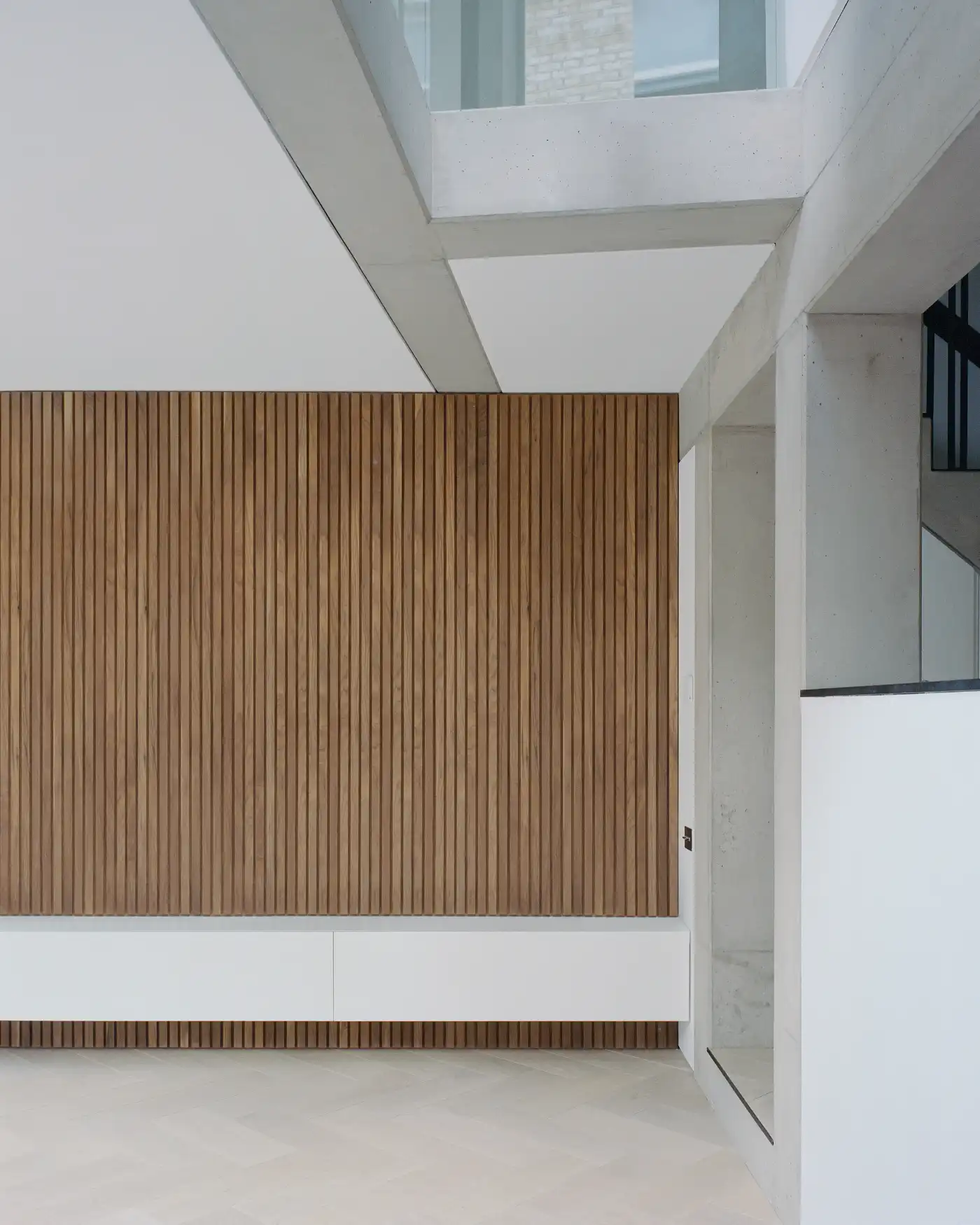 Framework House by Studio McW, concrete, extension, familyhouse, wood, minimalism