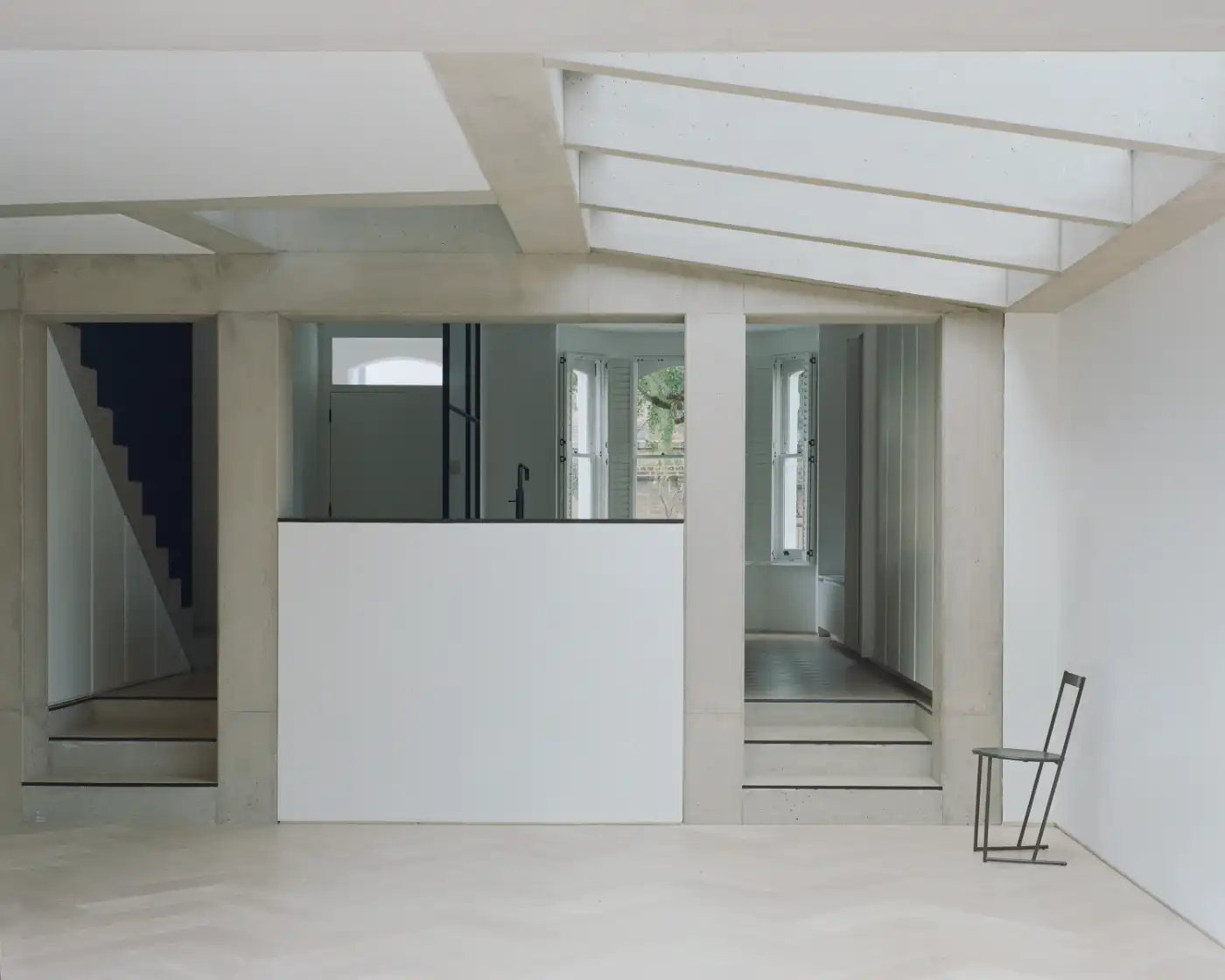 Framework House by Studio McW, concrete, extension, familyhouse, wood, minimalism