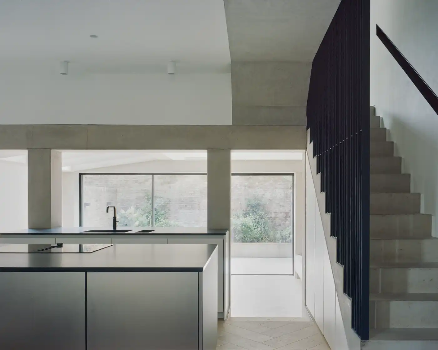 Framework House by Studio McW, concrete, extension, familyhouse, wood, minimalism