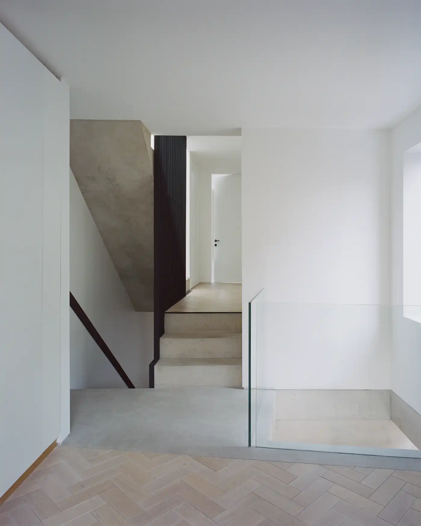 Framework House by Studio McW, concrete, extension, familyhouse, wood, minimalism