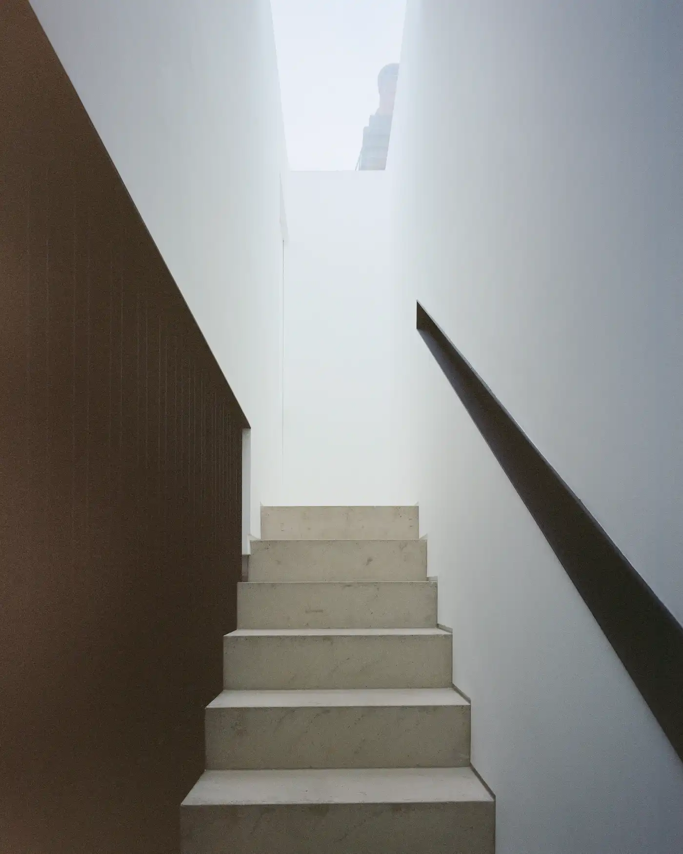 Framework House by Studio McW, concrete, extension, familyhouse, wood, minimalism